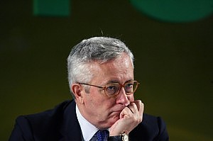 Tremonti: “No a governi tecnici Ma c’è una questione morale”